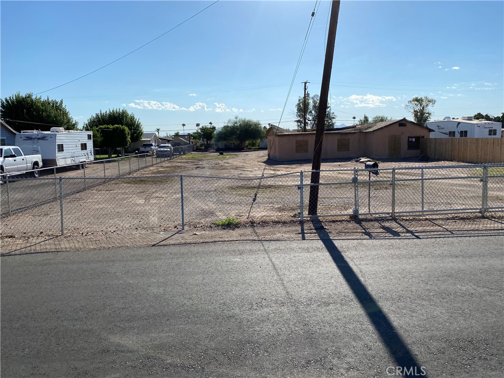 256 N Acacia Property Photo 2