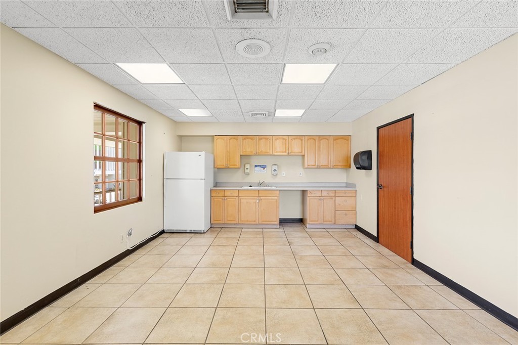 1701 N Main St Property Photo 25
