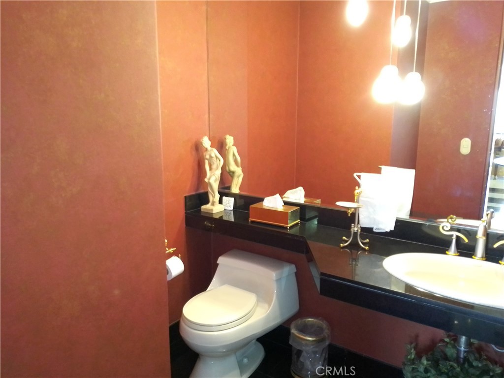 158 Aurelio Miro Quesada 2301 Property Photo 16