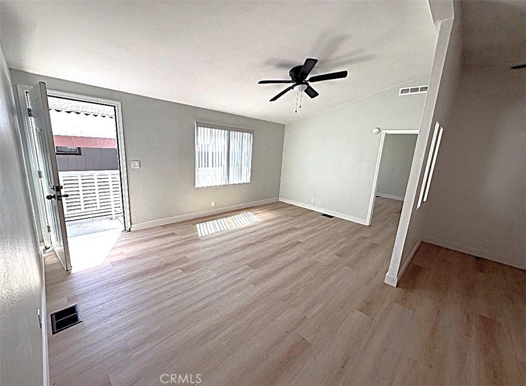 19127 Pioneer 32 Property Photo 3