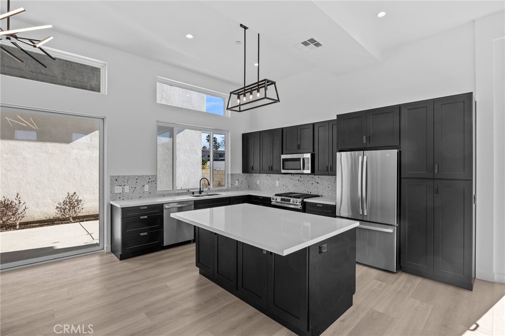 3215 S El Camino Real Property Photo 4