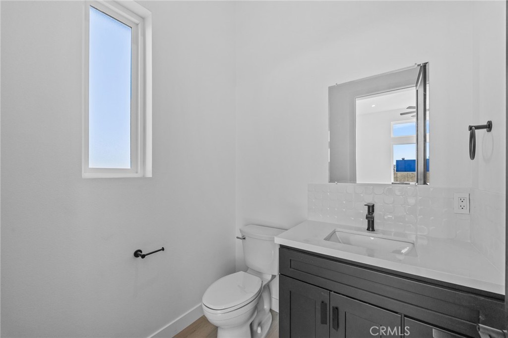 3215 S El Camino Real Property Photo 12