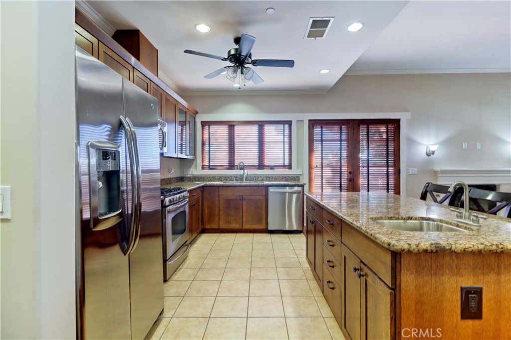 130 N Vermont Property Photo 13