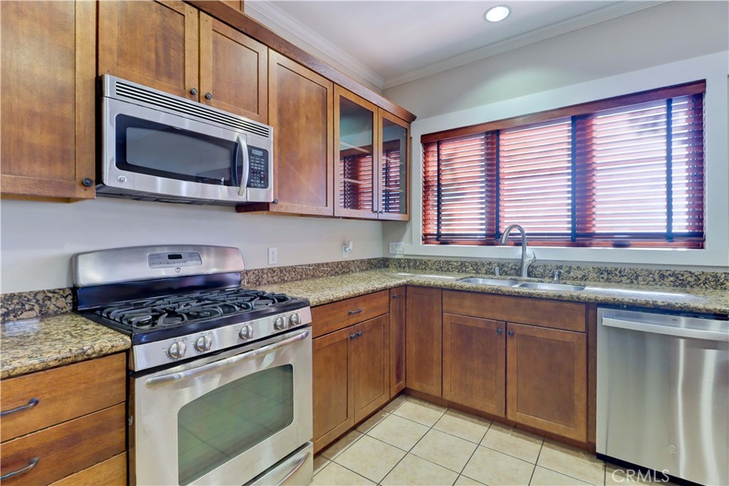 130 N Vermont Property Photo 14