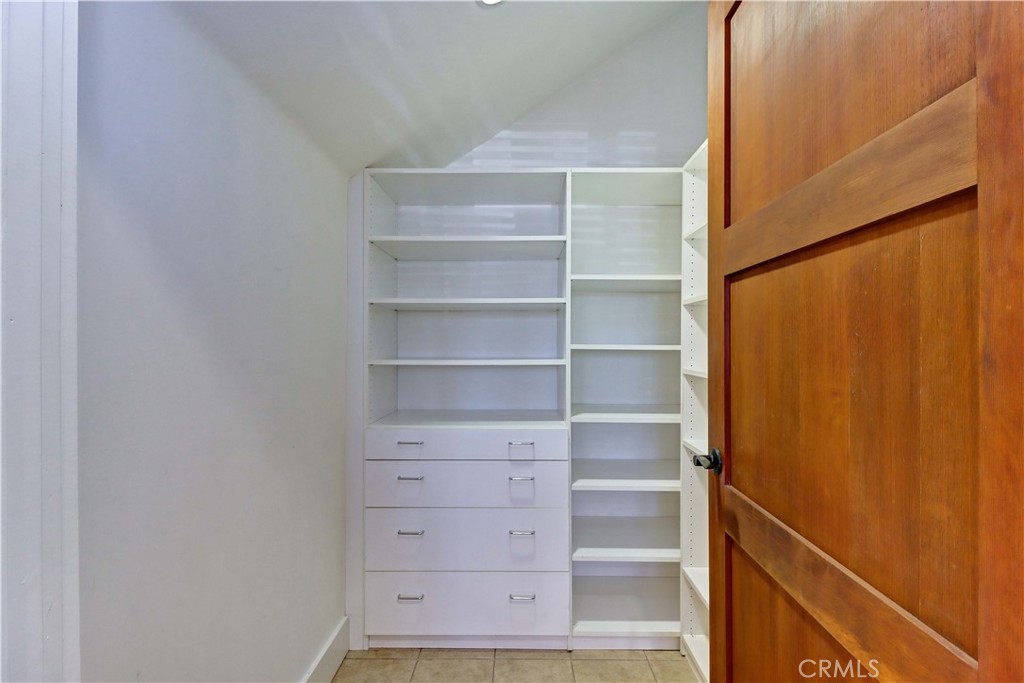 130 N Vermont Property Photo 15