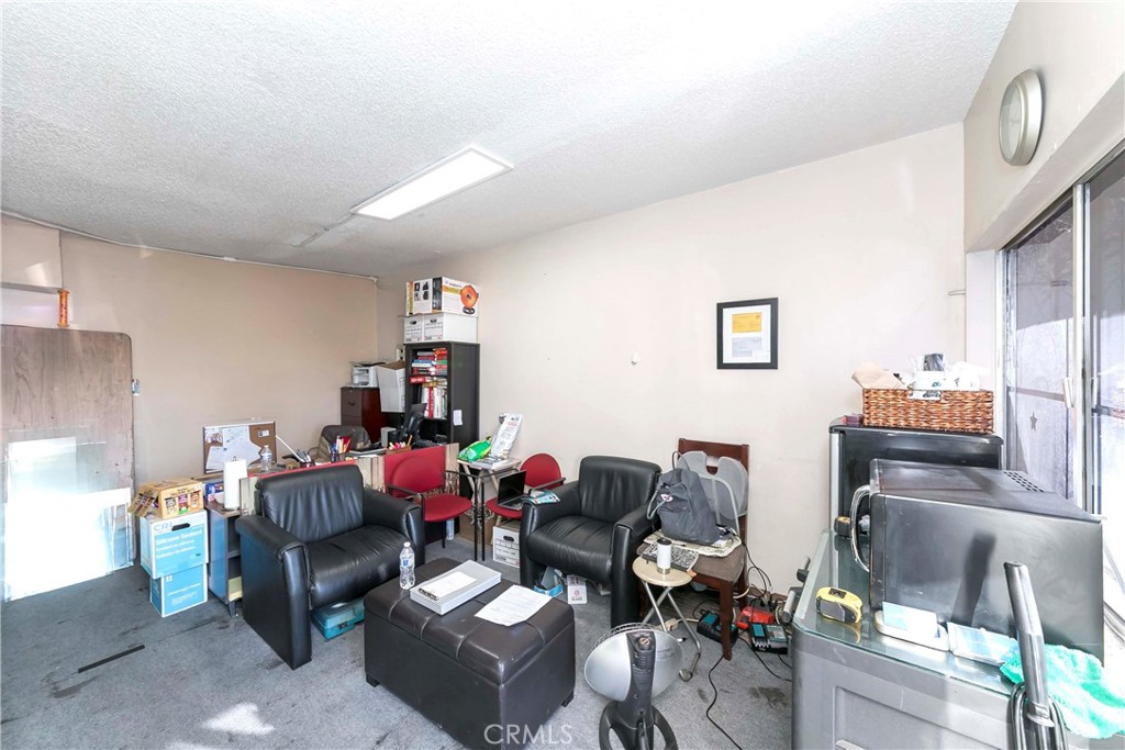 13082 Brookhurst Property Photo 4