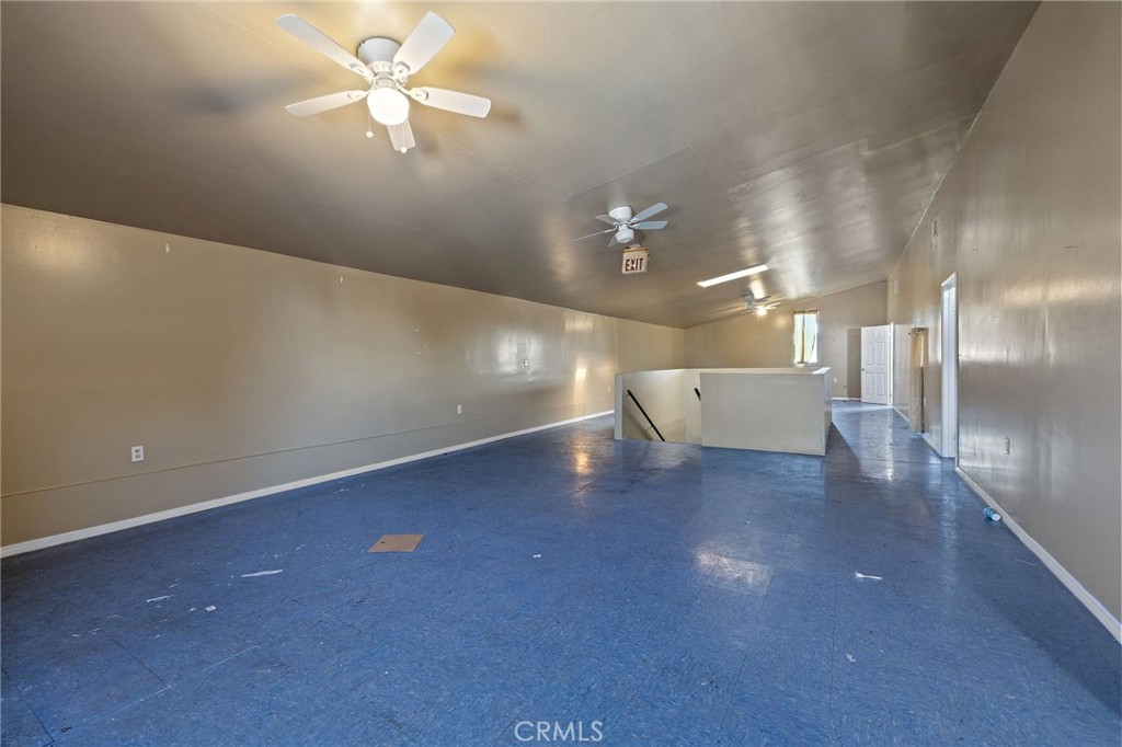 10527 Compton Property Photo 13