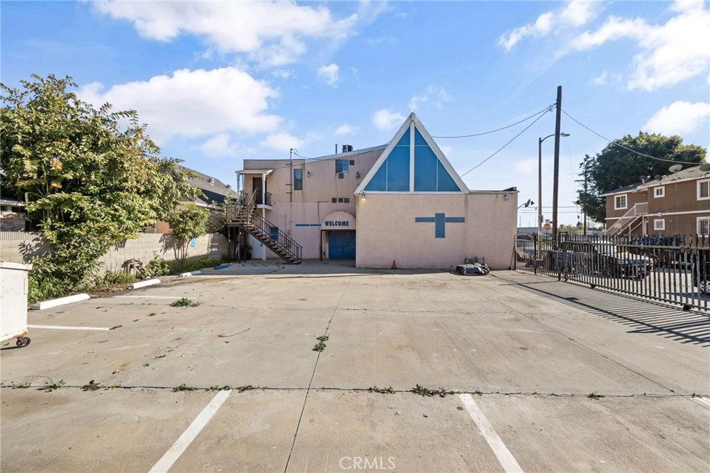 10527 Compton Property Photo 16