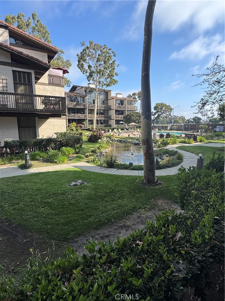 5104 Marina Pacifica Drive S Property Photo 1