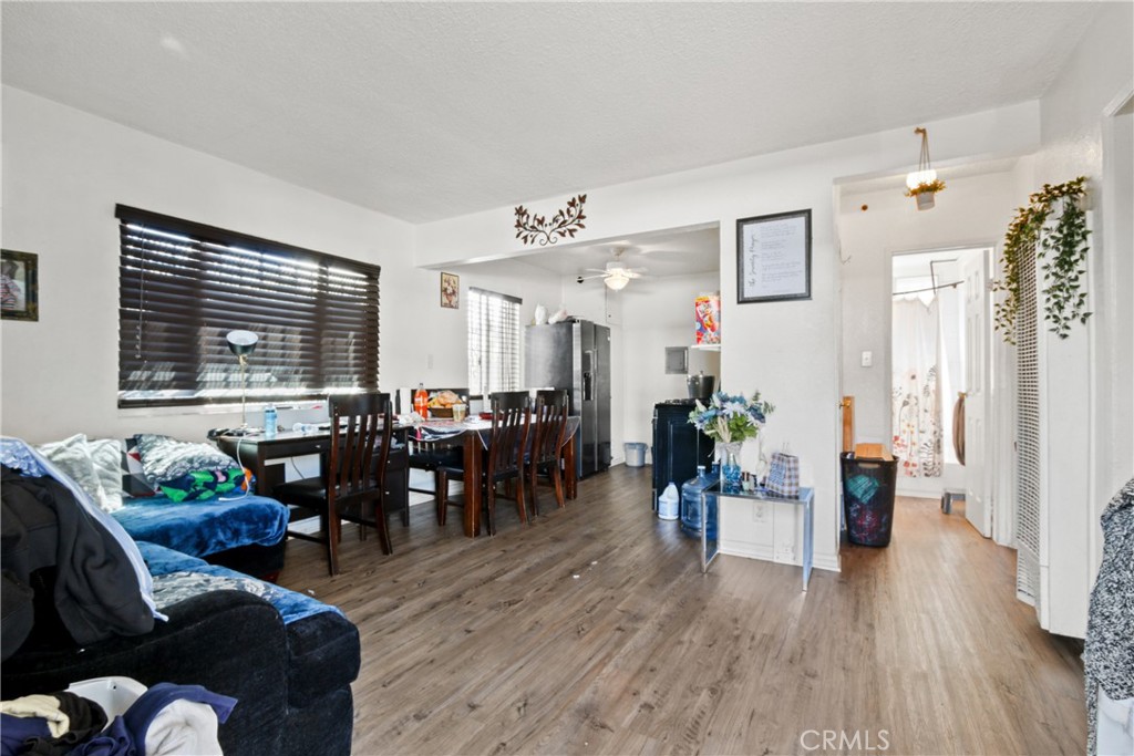8717 Avalon Property Photo 6