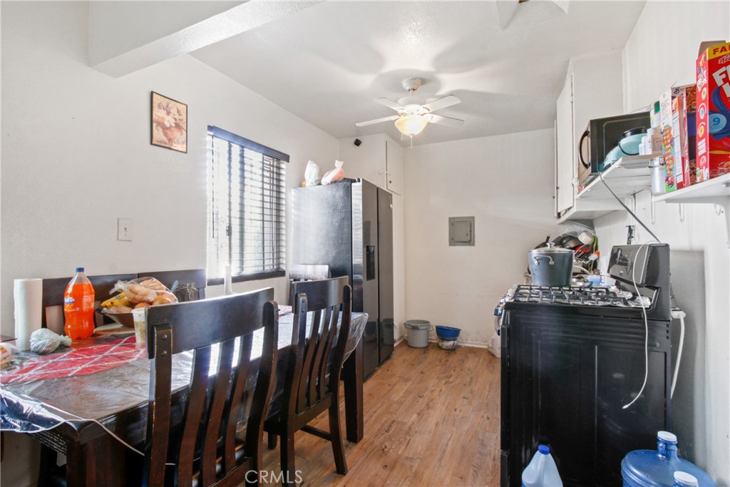 8717 Avalon Property Photo 12