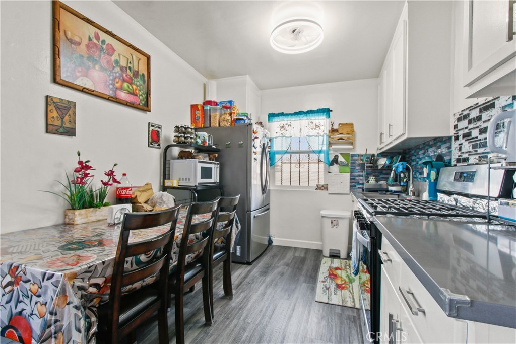 8717 Avalon Property Photo 19