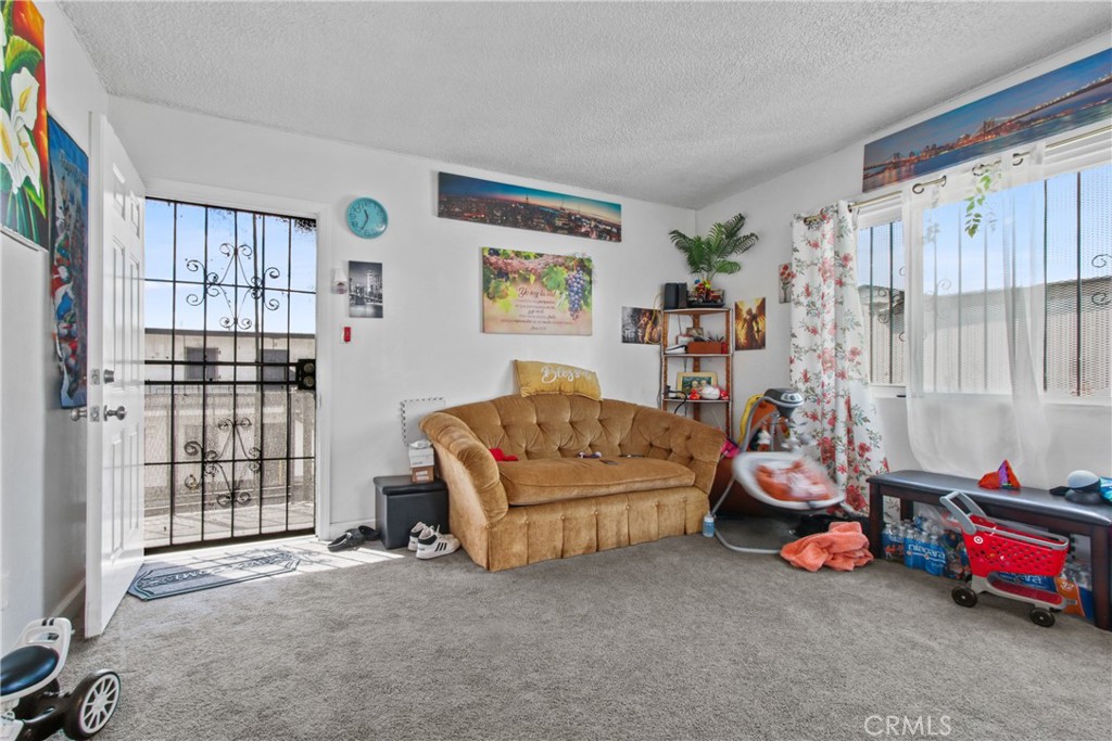 8717 Avalon Property Photo 24