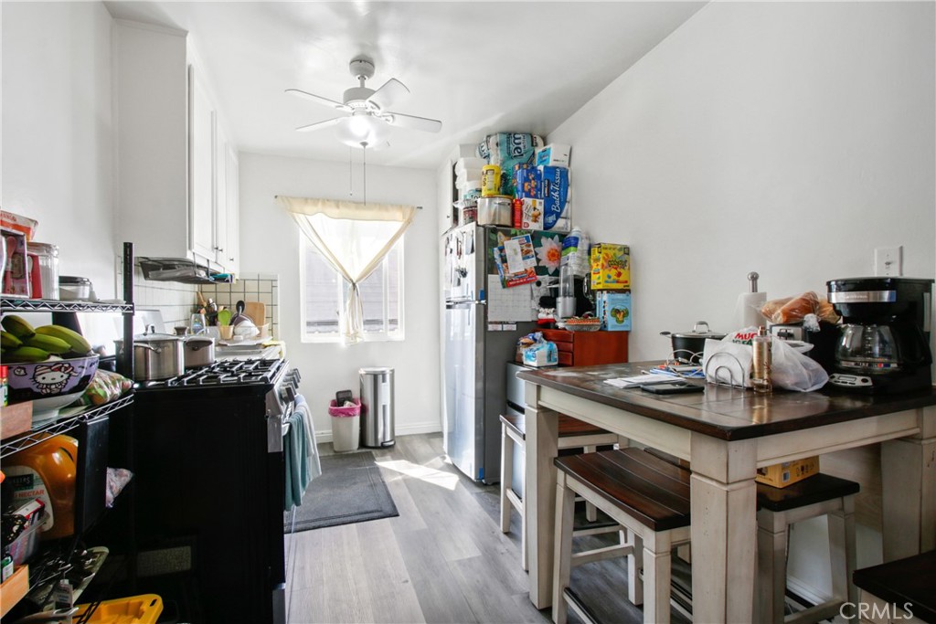 8711 Avalon Property Photo 30
