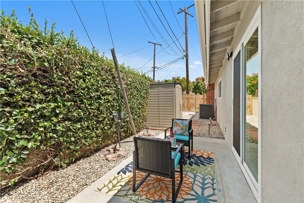 1837 N Studebaker Road Property Photo 24
