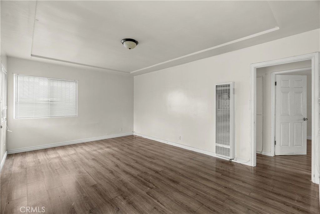 154 E 82nd Place Property Photo 10