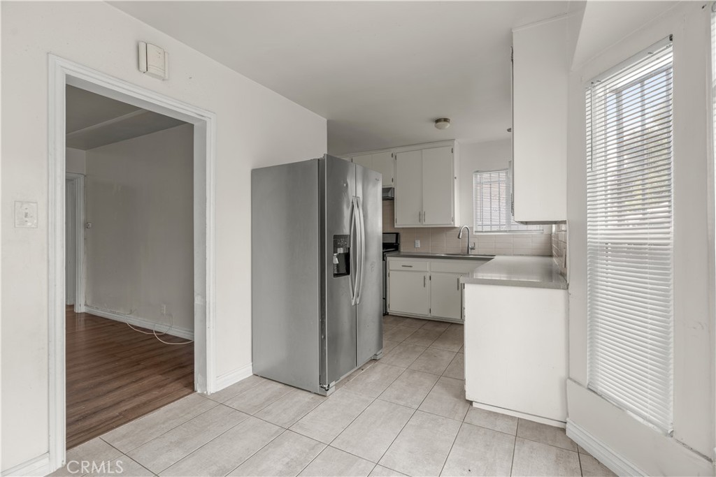 154 E 82nd Place Property Photo 14