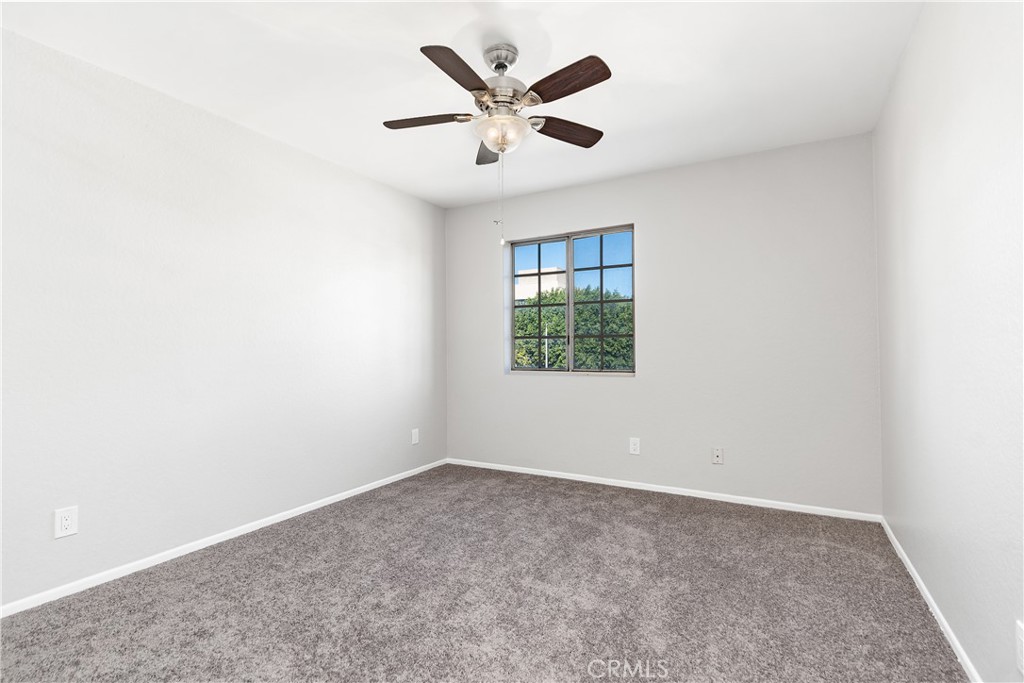 941 Elm 16 Property Photo 27