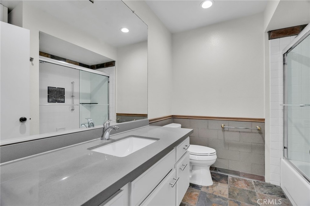 4260 Via Arbolada 206 Property Photo 6