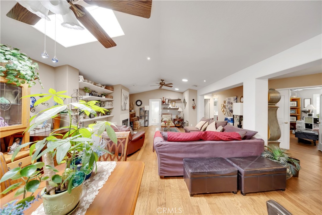 40370 Via Francisco Property Photo 9