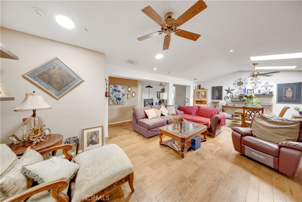 40370 Via Francisco Property Photo 14