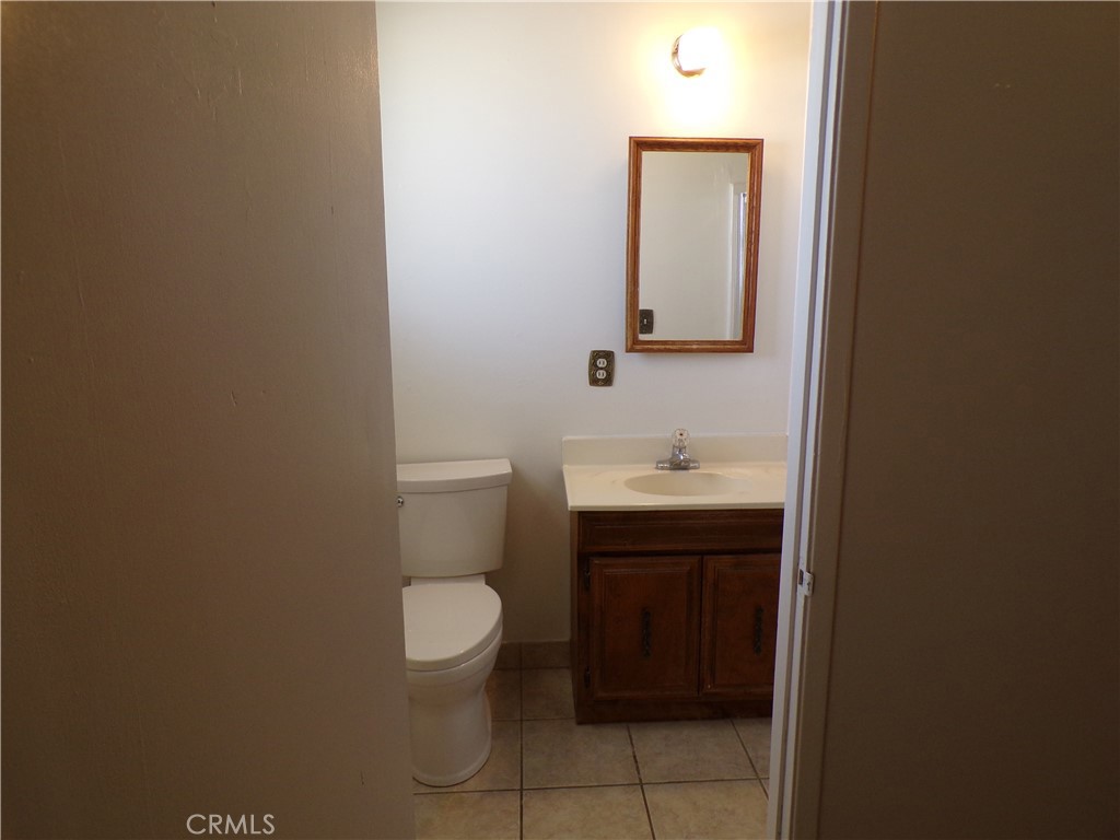 561 Frances Property Photo 11
