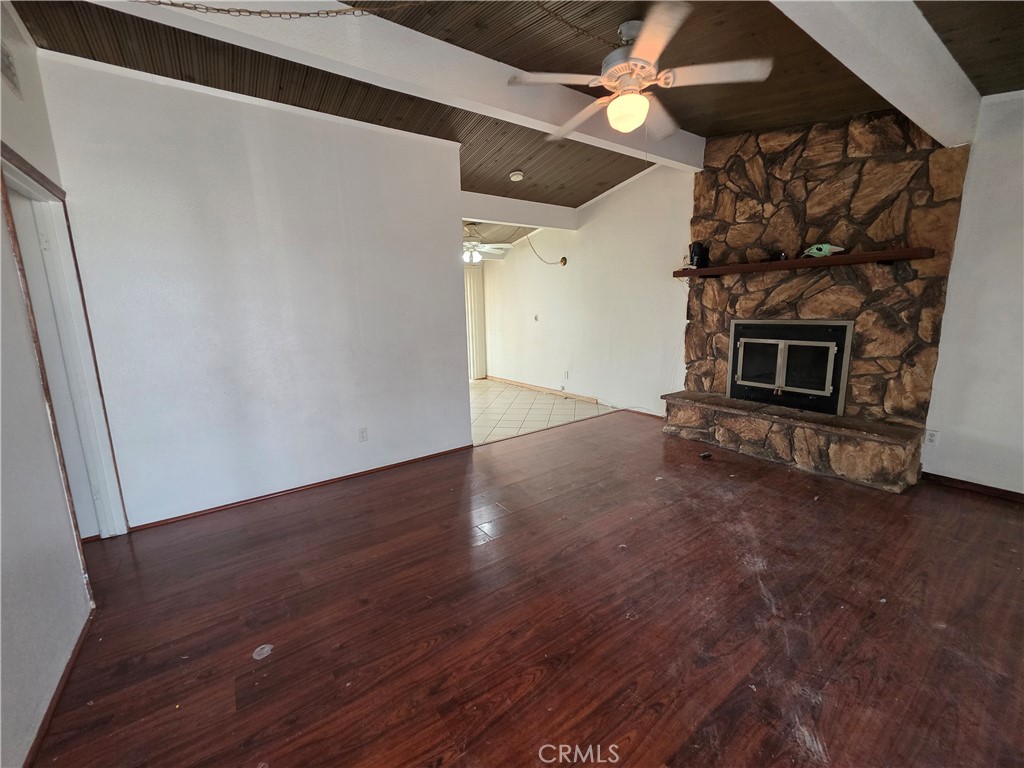 561 Frances Property Photo 15