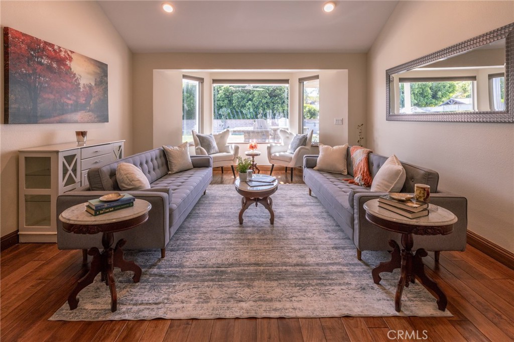 6071 Sun View Property Photo 5