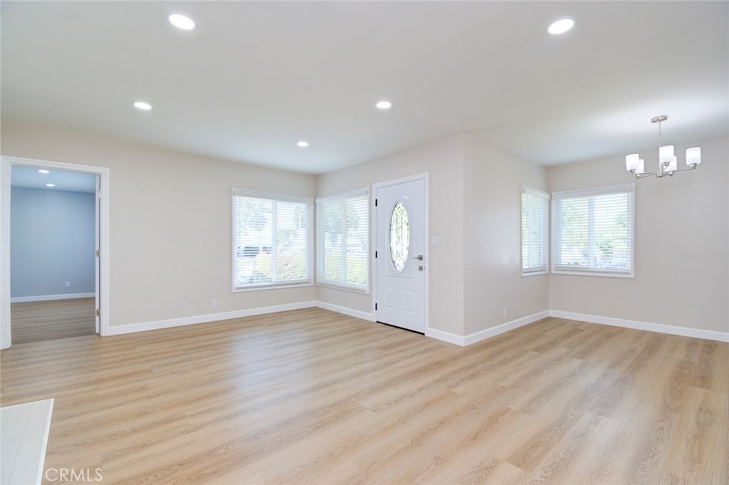 306 W Porter Property Photo 15