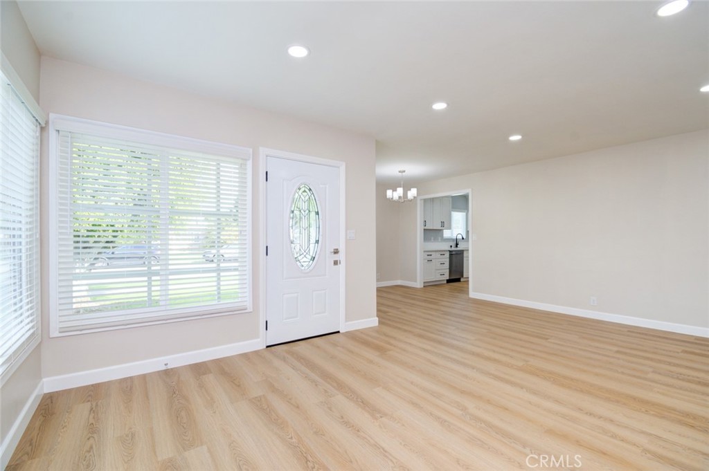 306 W Porter Property Photo 16