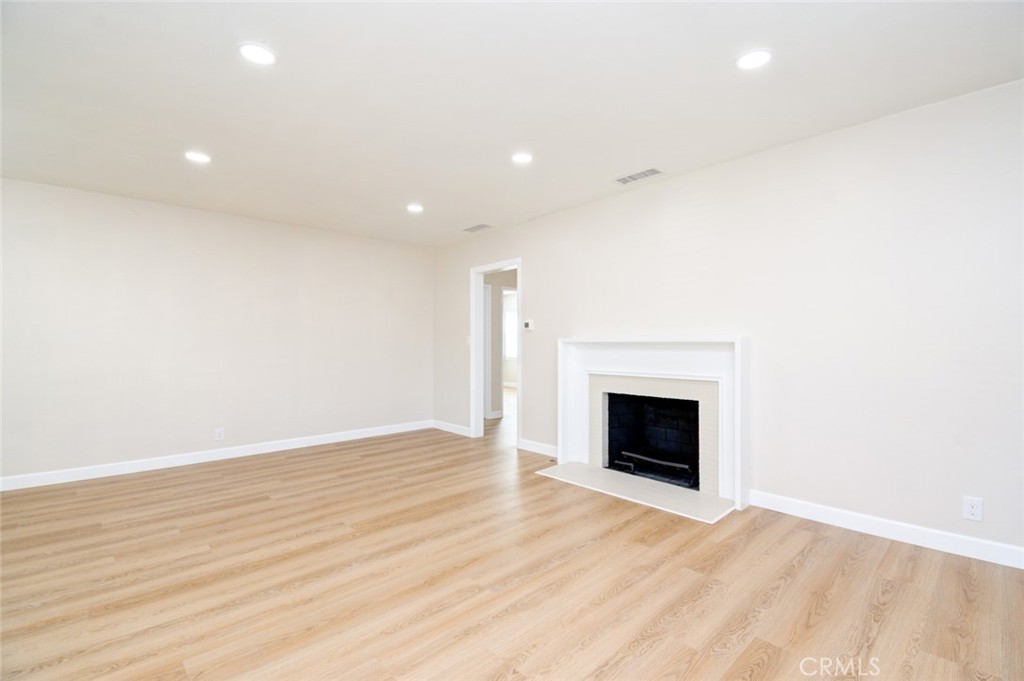 306 W Porter Property Photo 19