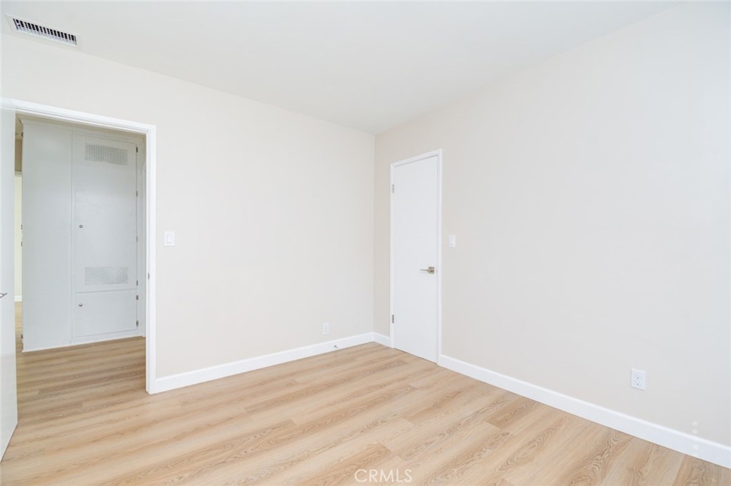 306 W Porter Property Photo 23