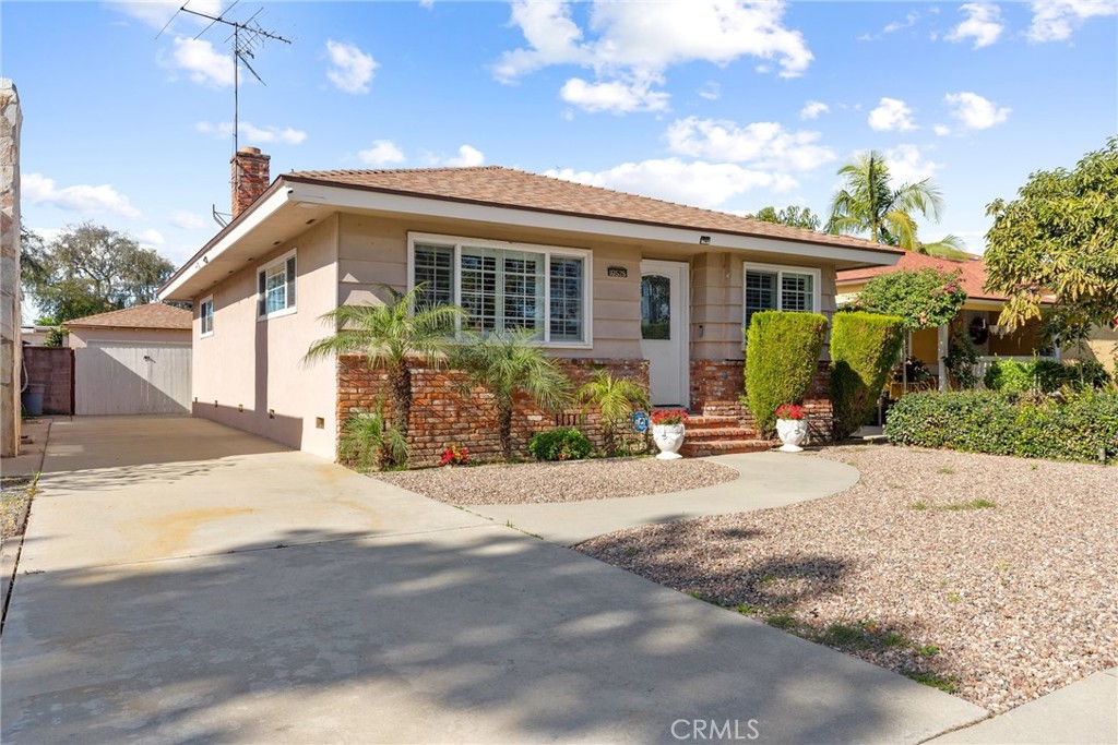 10525 Washington Avenue Property Photo 1