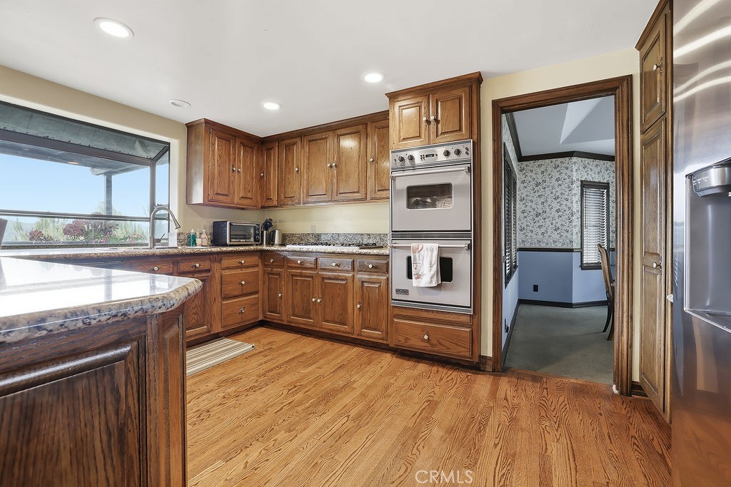 24300 Sylvan Glen Property Photo 15