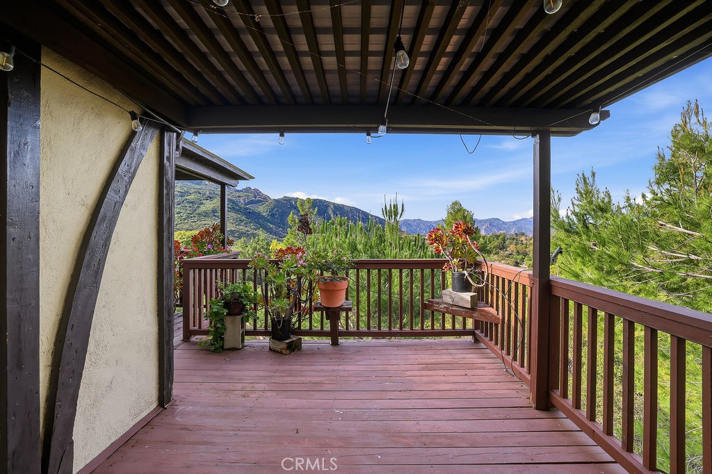 24300 Sylvan Glen Property Photo 20