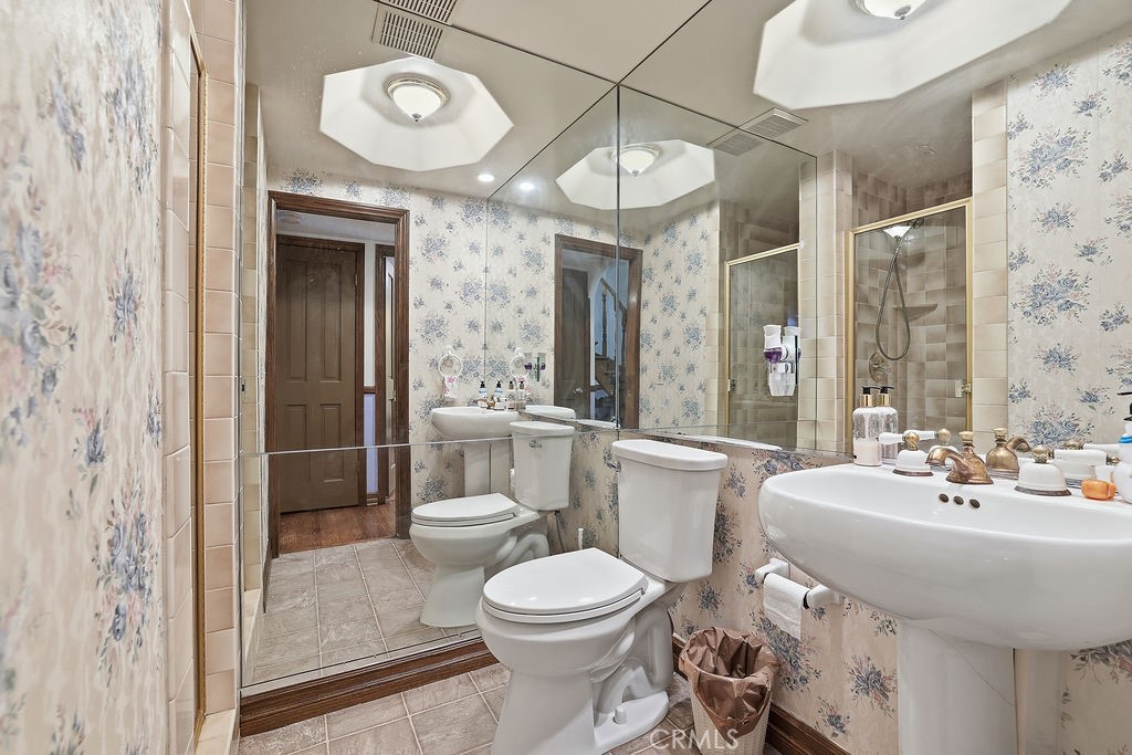 24300 Sylvan Glen Property Photo 23