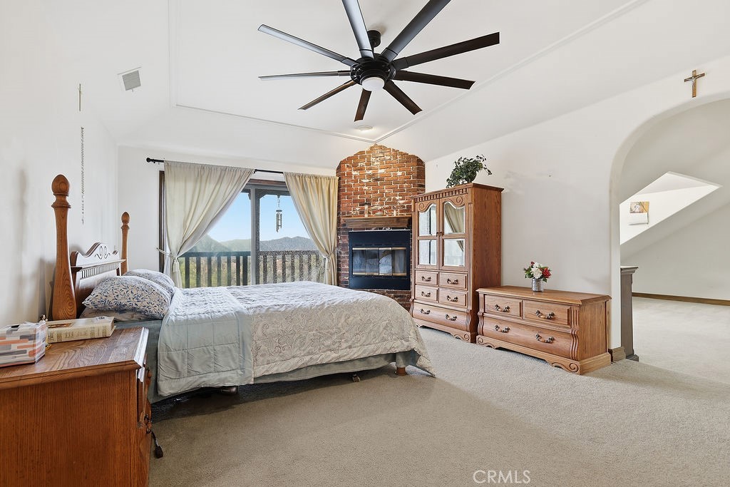 24300 Sylvan Glen Property Photo 32