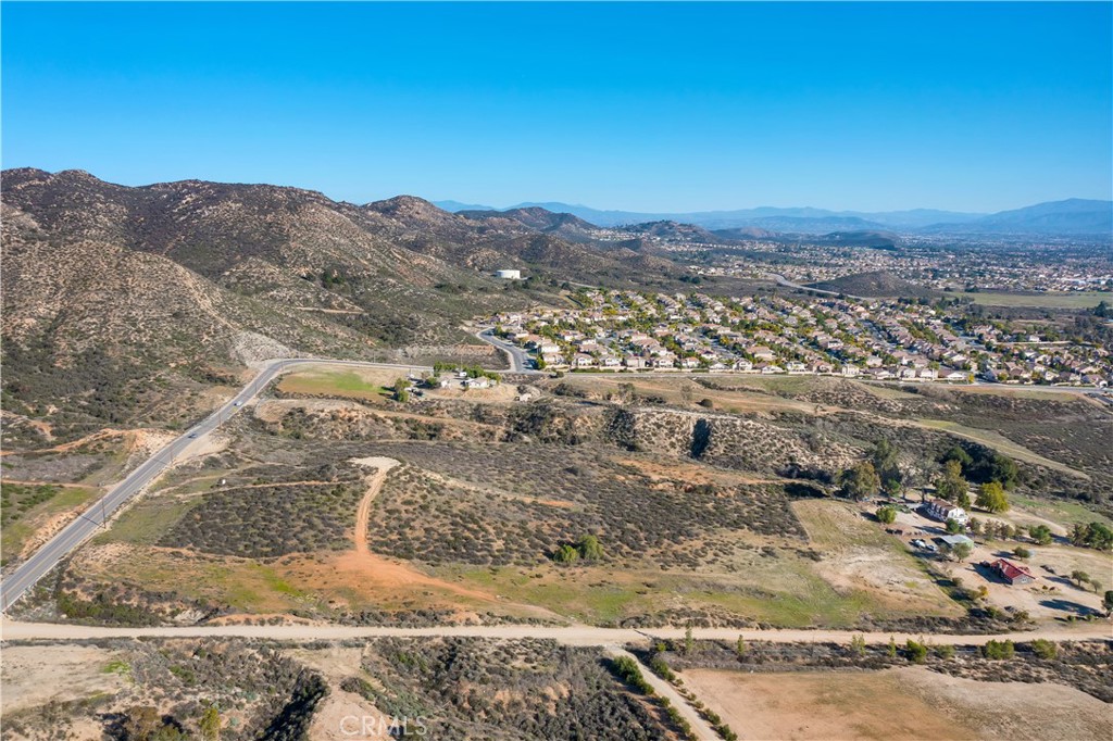 23777 Wildomar Trail Property Photo 6
