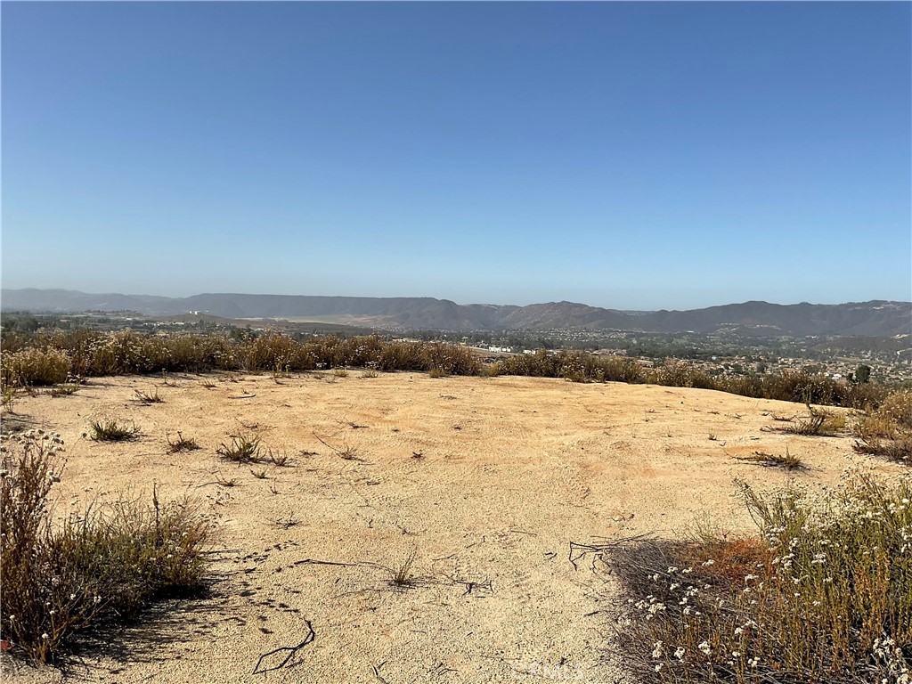 23777 Wildomar Trail Property Photo 7