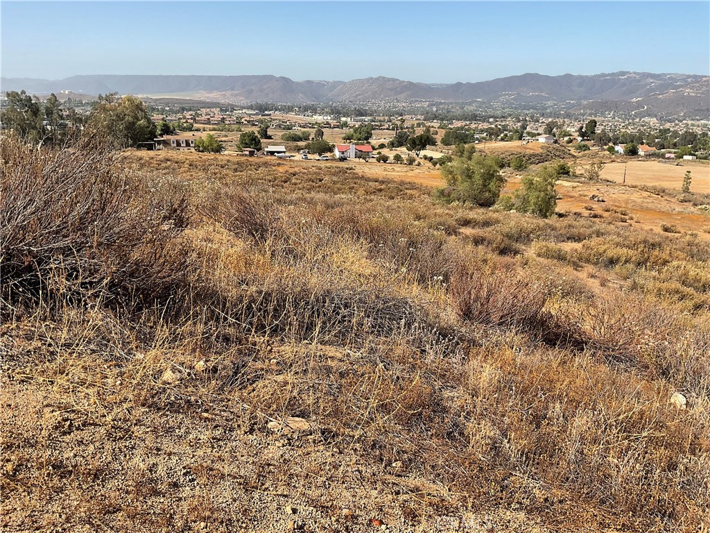 23777 Wildomar Trail Property Photo 21