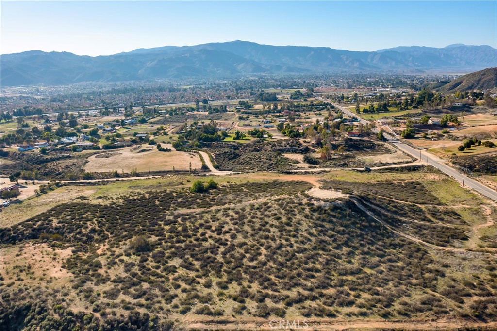 23777 Wildomar Trail Property Photo 23