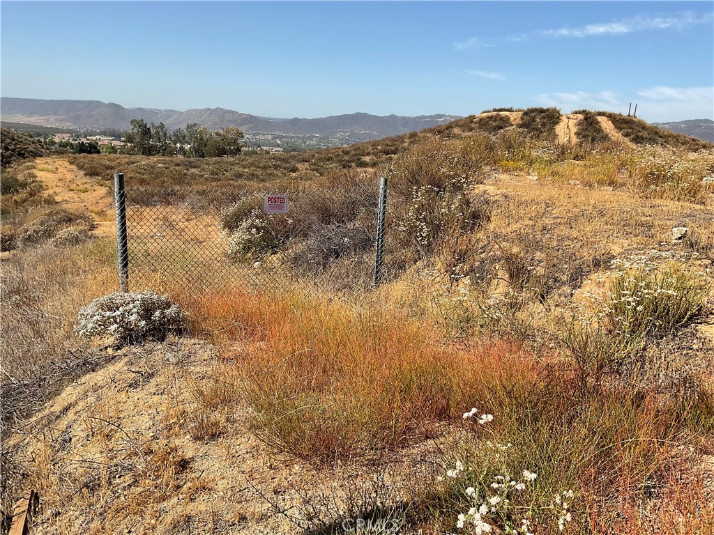 23777 Wildomar Trail Property Photo 32