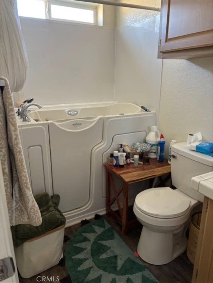 1684 Whittier Avenue 20 Property Photo 9