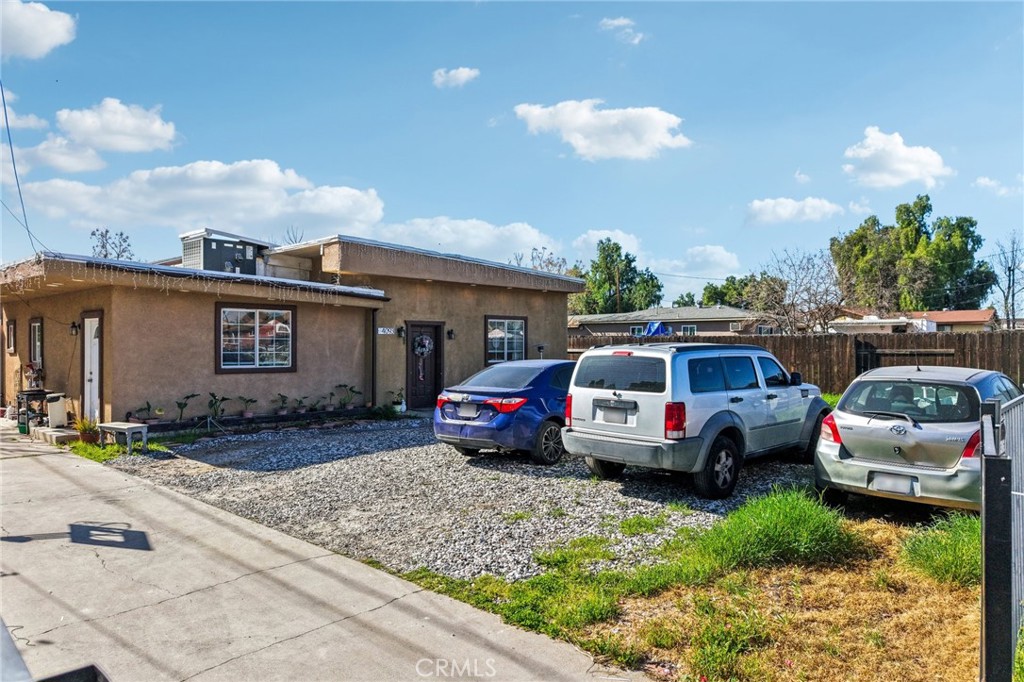 24093 Webster Avenue Property Photo 3