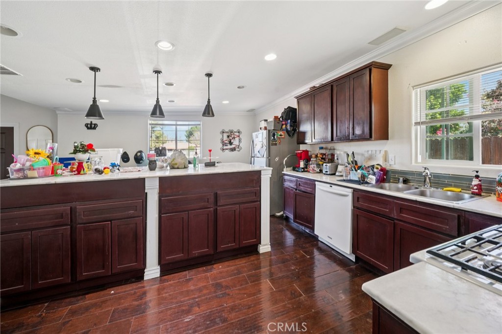 24093 Webster Avenue Property Photo 13