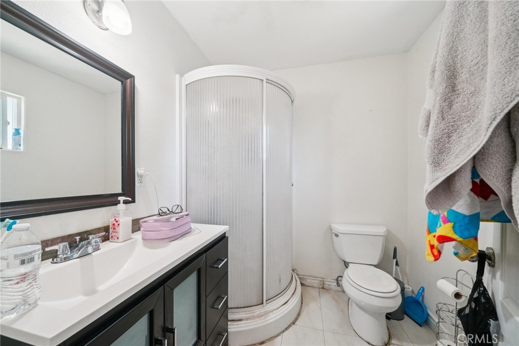 24093 Webster Avenue Property Photo 15