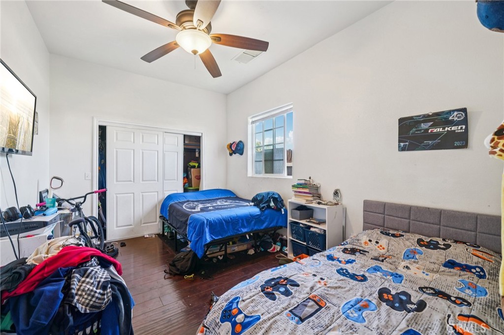 24093 Webster Avenue Property Photo 17