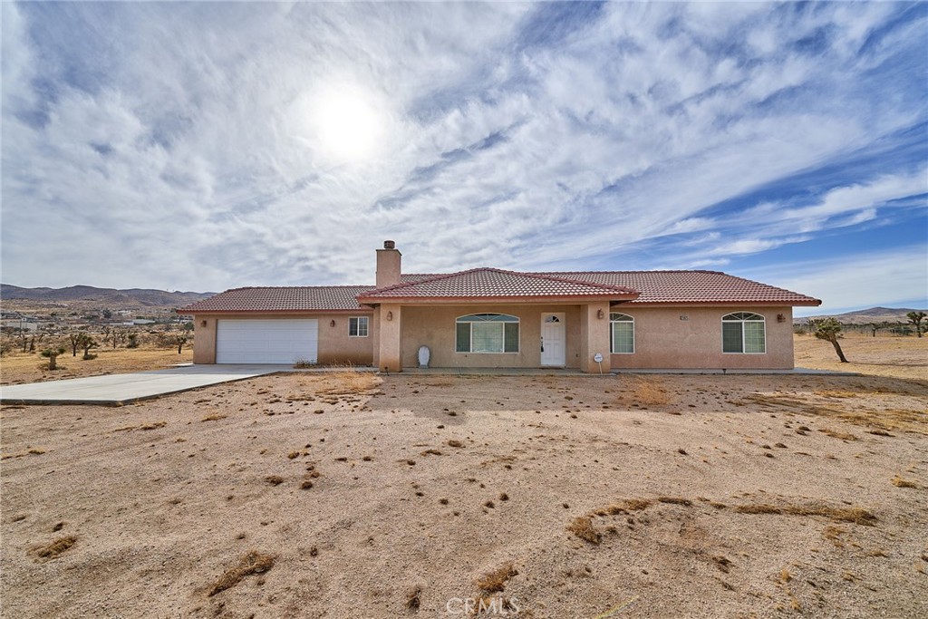 25625 Rancho Property Photo 1