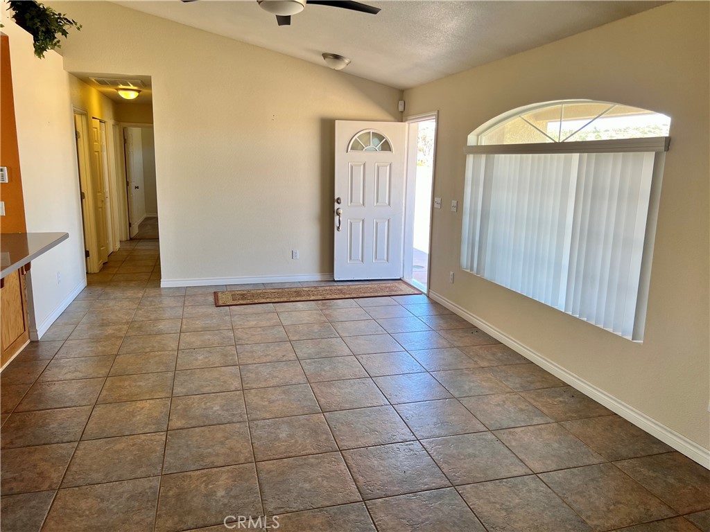 25625 Rancho Property Photo 3