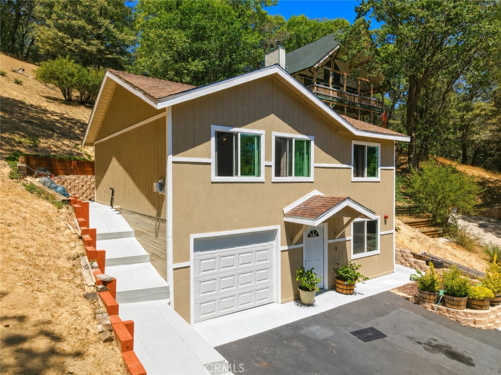 24743 Edelweiss Drive Property Photo 3